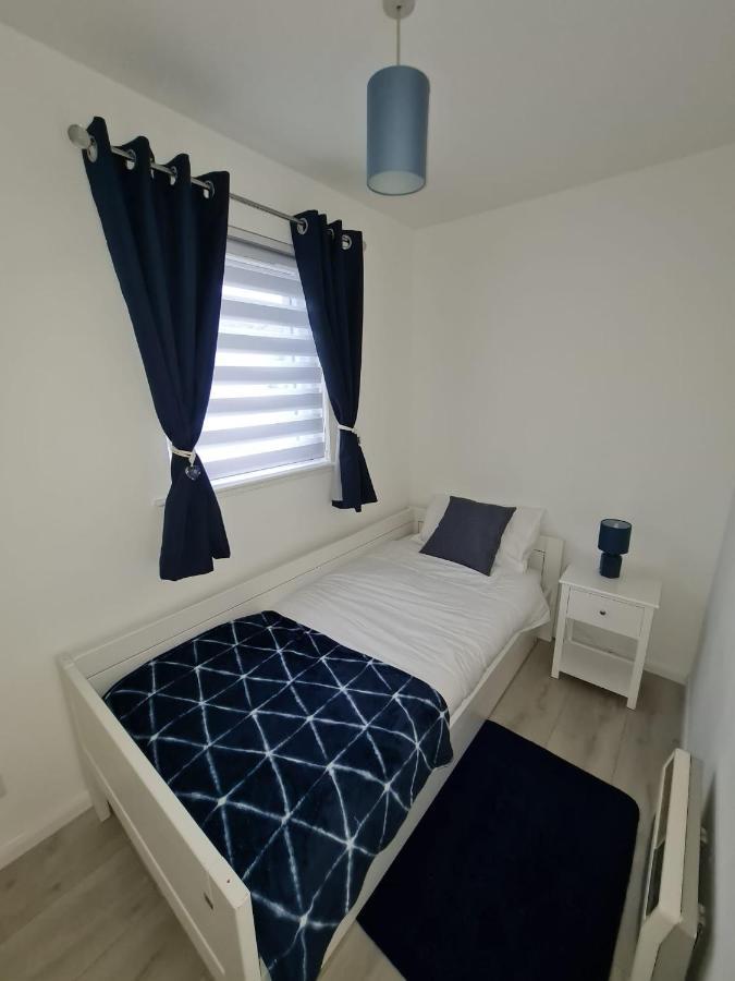 Lovely 2 Bedroom Flat In Nice Inversness Area. Inverness Dış mekan fotoğraf
